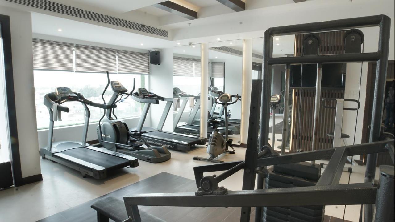 Regenta Place Amritsar By Royal Orchid Hotels Limited Bagian luar foto