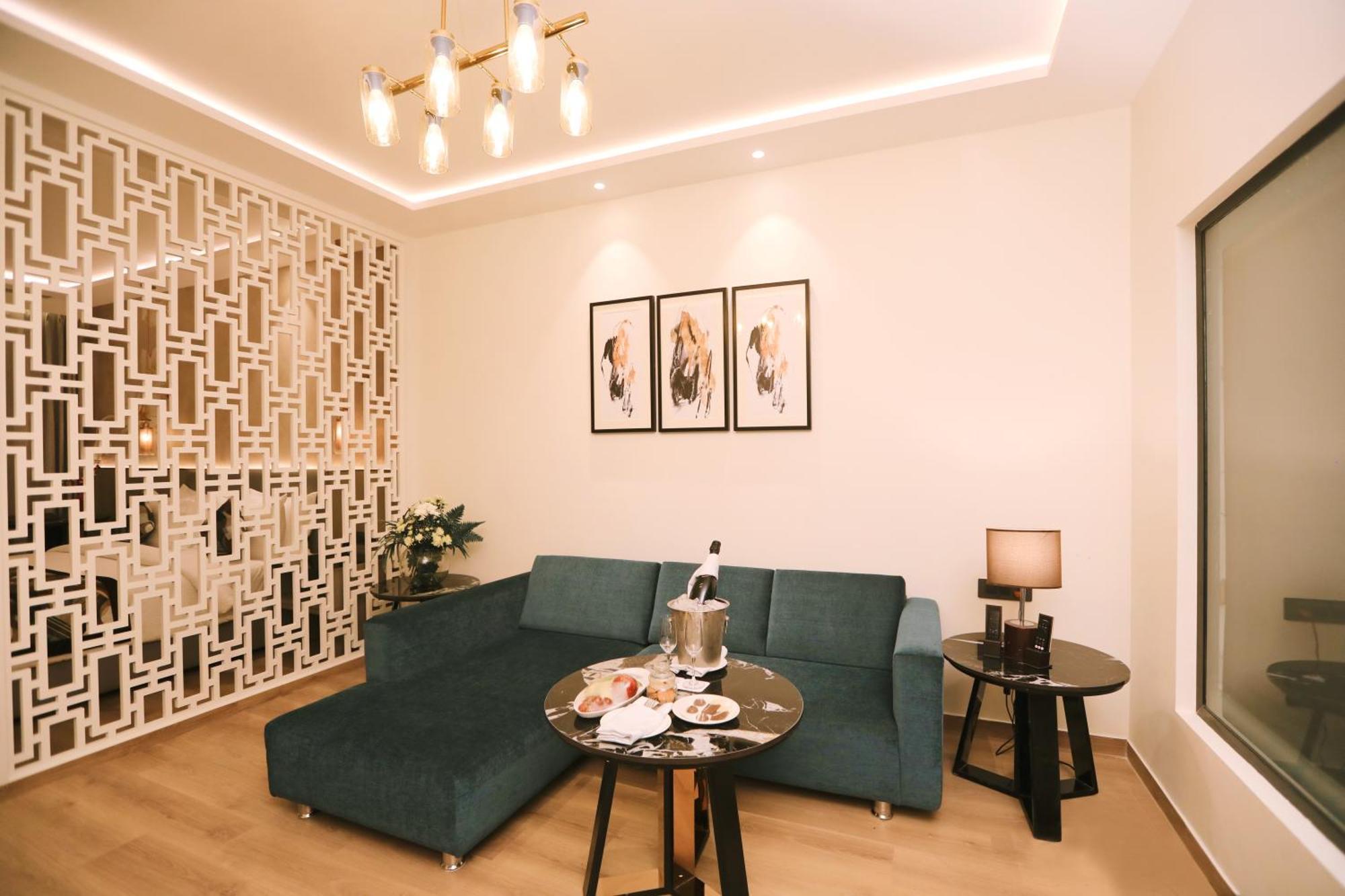 Regenta Place Amritsar By Royal Orchid Hotels Limited Bagian luar foto
