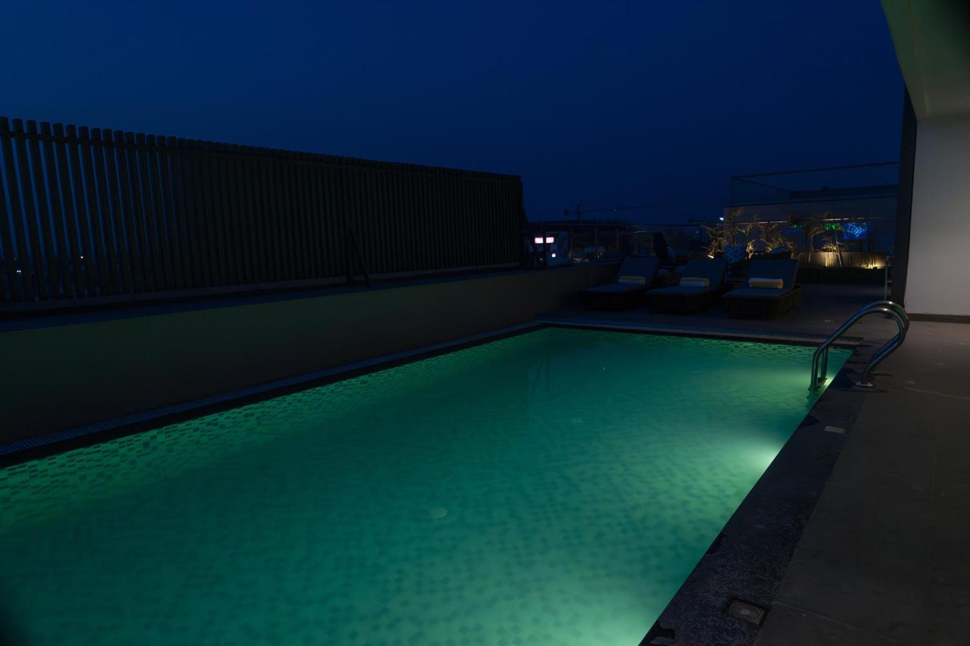 Regenta Place Amritsar By Royal Orchid Hotels Limited Bagian luar foto