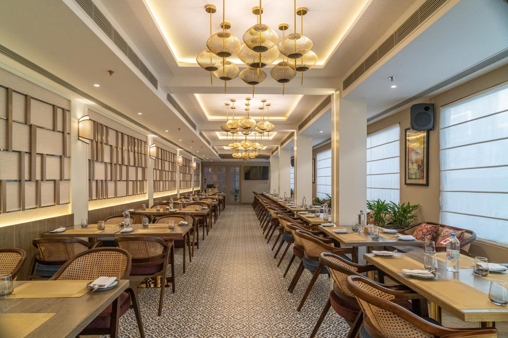 Regenta Place Amritsar By Royal Orchid Hotels Limited Bagian luar foto