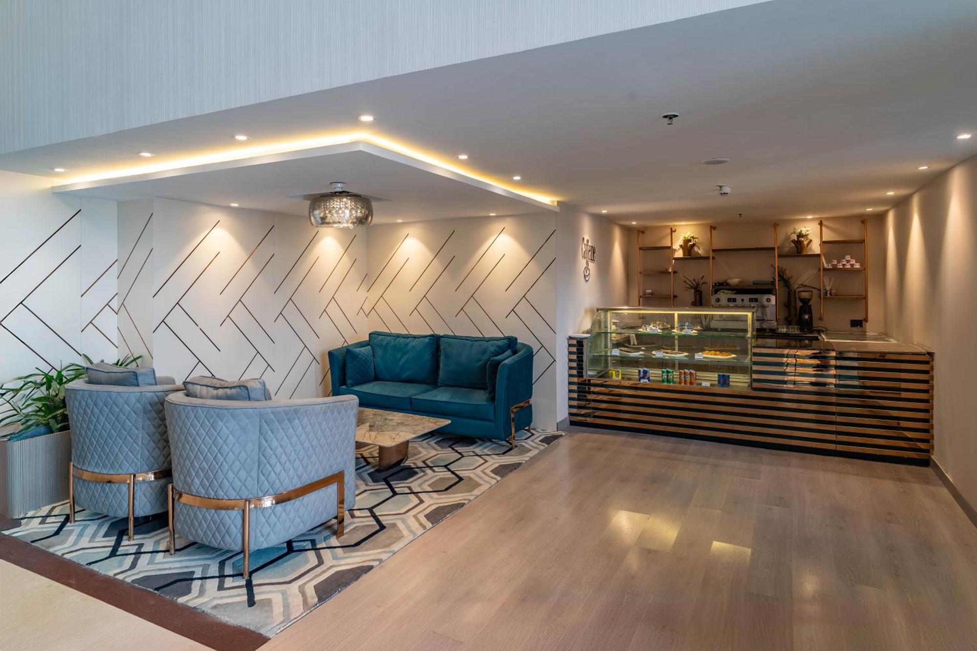 Regenta Place Amritsar By Royal Orchid Hotels Limited Bagian luar foto