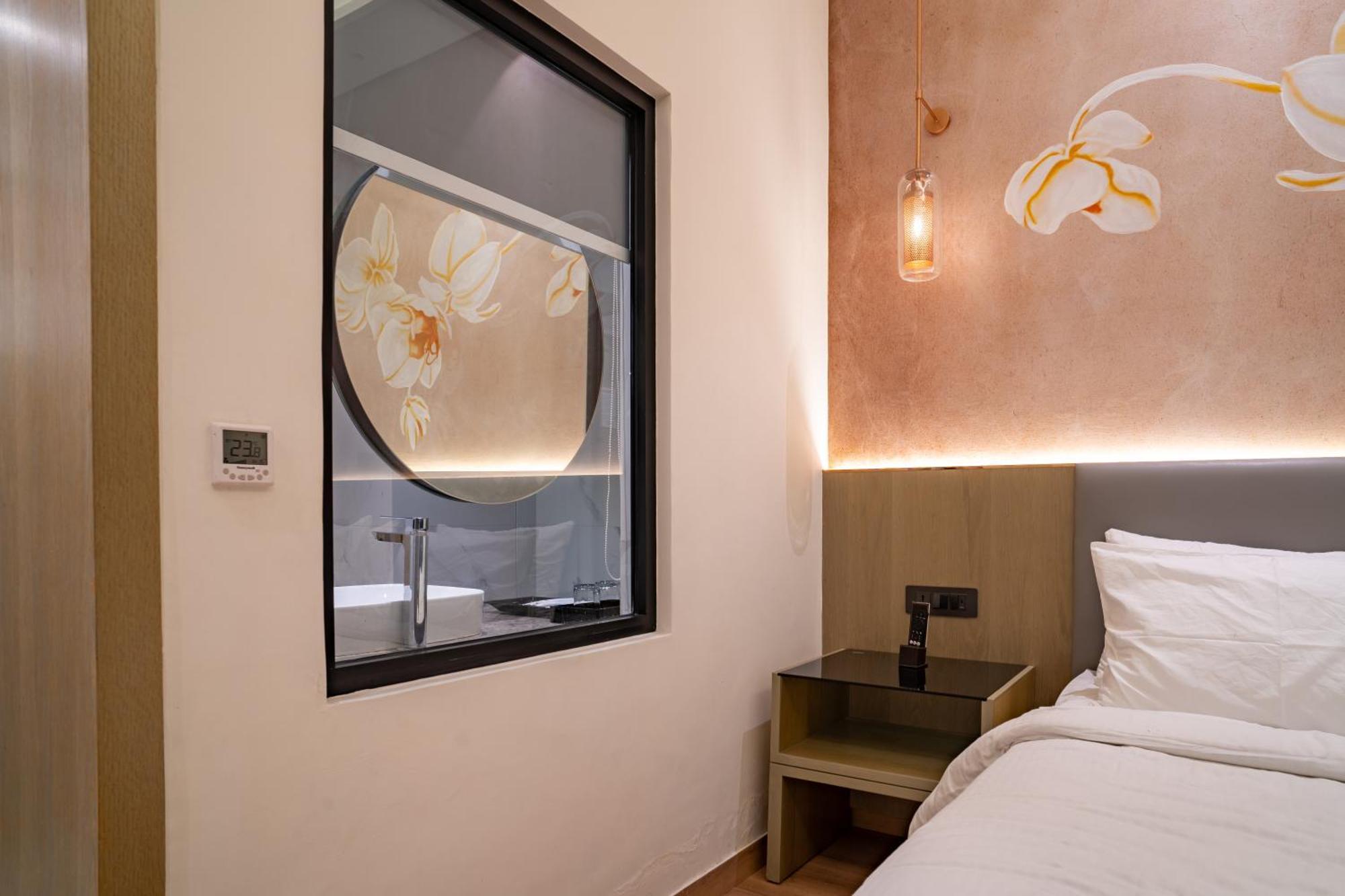 Regenta Place Amritsar By Royal Orchid Hotels Limited Bagian luar foto